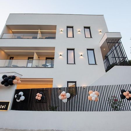 Calma Boutique Hotel Vlorë Exterior foto
